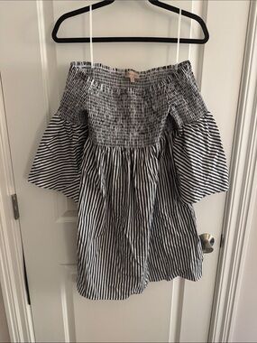 Philosophy gray and white striped off-the-shoulder sundress NWOT Size M